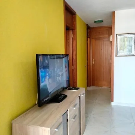 Torres De Yomely Playa Americas Apartamento *