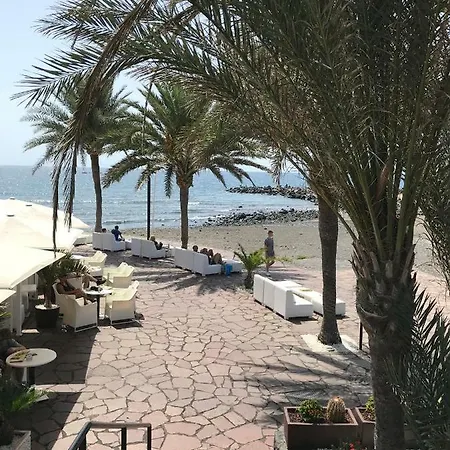 Apartamento Torres De Yomely Playa Americas